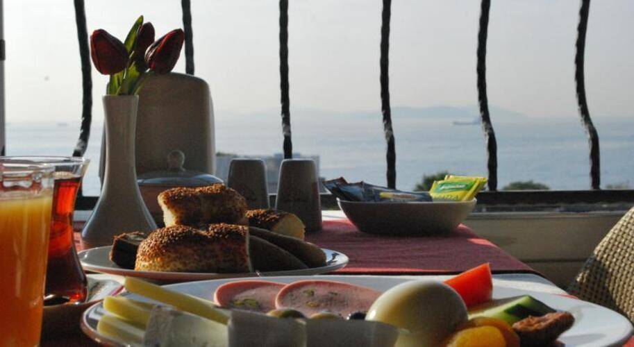 Kaftan Hotel