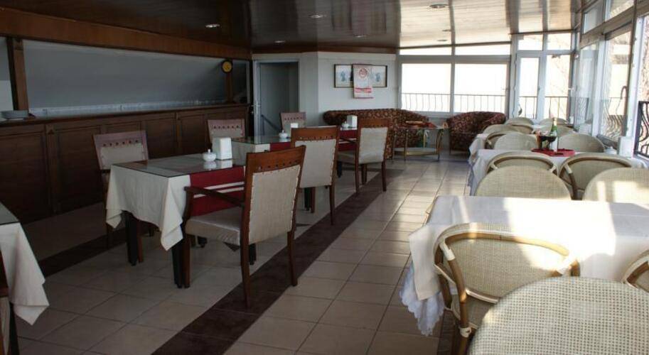 Kaftan Hotel