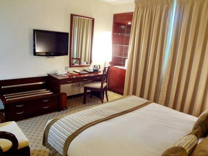 Al Ain Palace Hotel