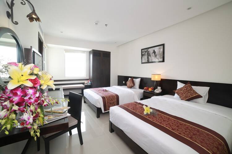Edele Hotel