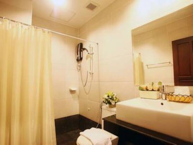 Honey Inn Hotel