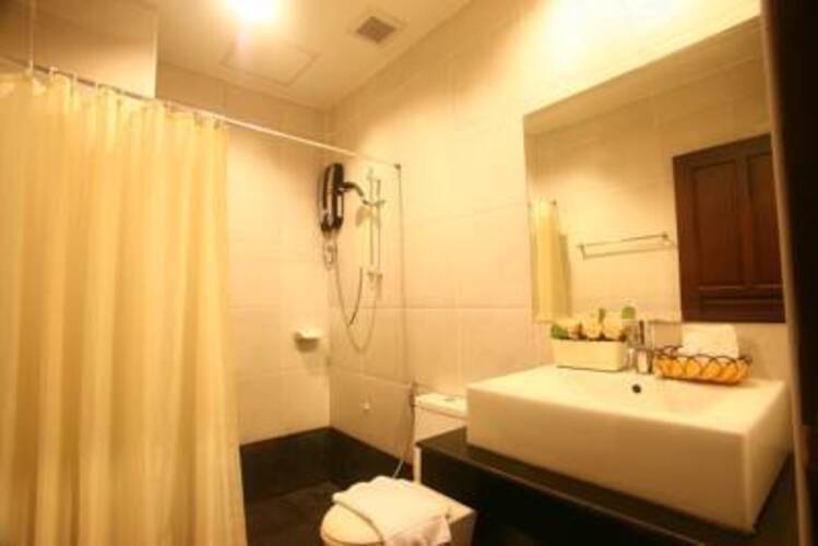 Honey Inn Hotel