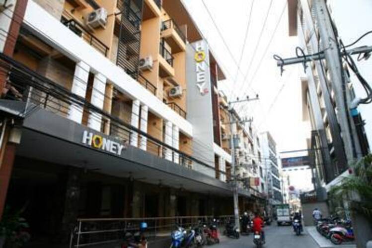 Honey Inn Hotel