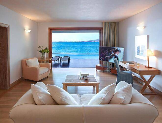 Grand Resort Lagonissi