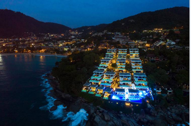 Kata Rocks Resort & Residences