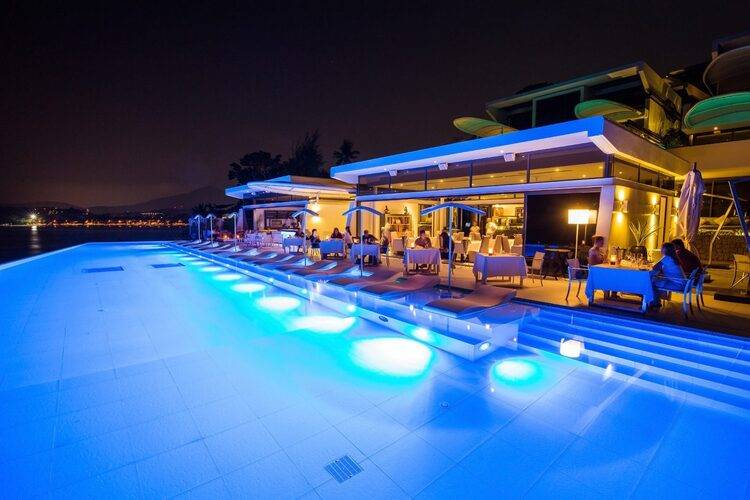 Kata Rocks Resort & Residences