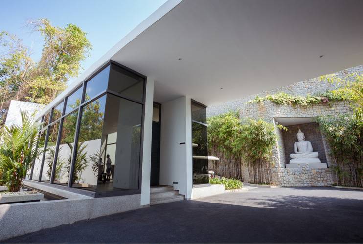 Kata Rocks Resort & Residences