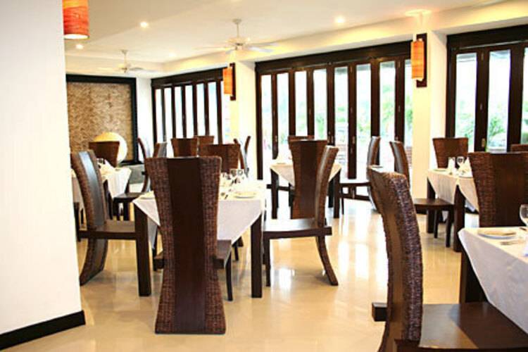 Benyada Lodge Surin Beach