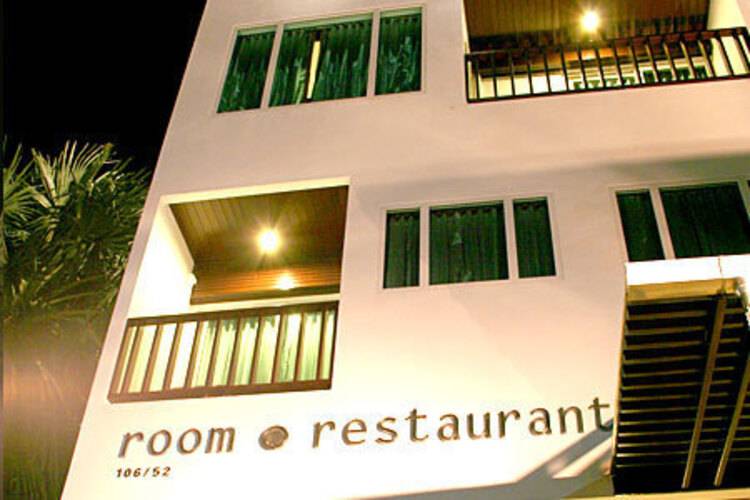 Benyada Lodge Surin Beach
