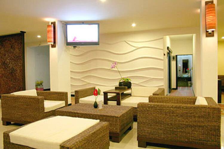 Benyada Lodge Surin Beach