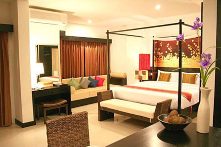 Benyada Lodge Surin Beach