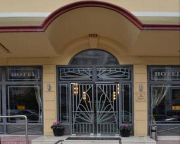 Davitel Tobacco Hotel