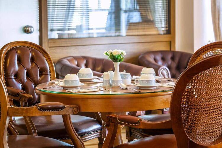 Minerva Premier Hotel