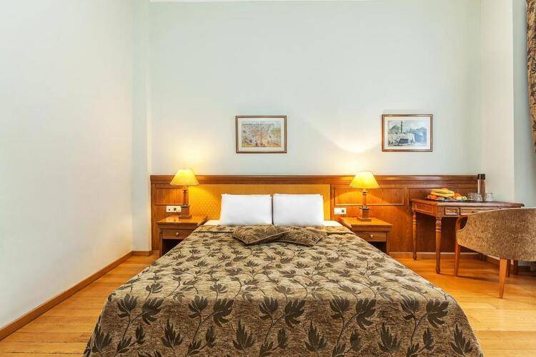 Minerva Premier Hotel