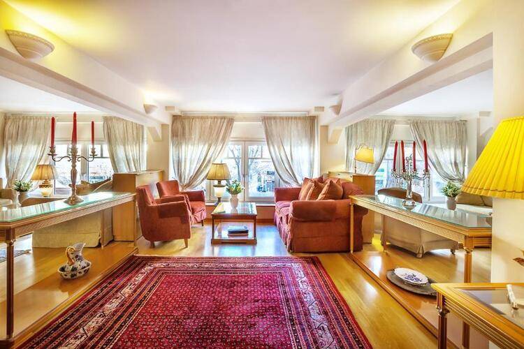 Minerva Premier Hotel