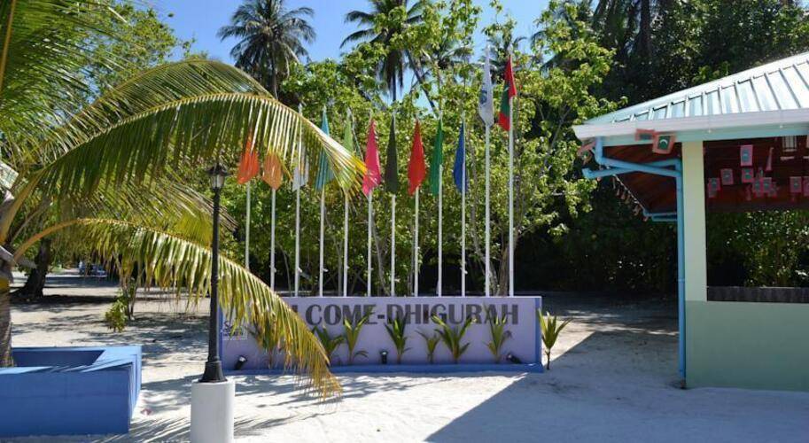 Tme Retreats Dhigurah