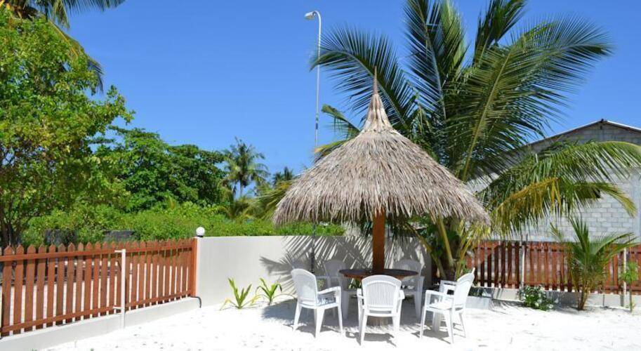 Tme Retreats Dhigurah