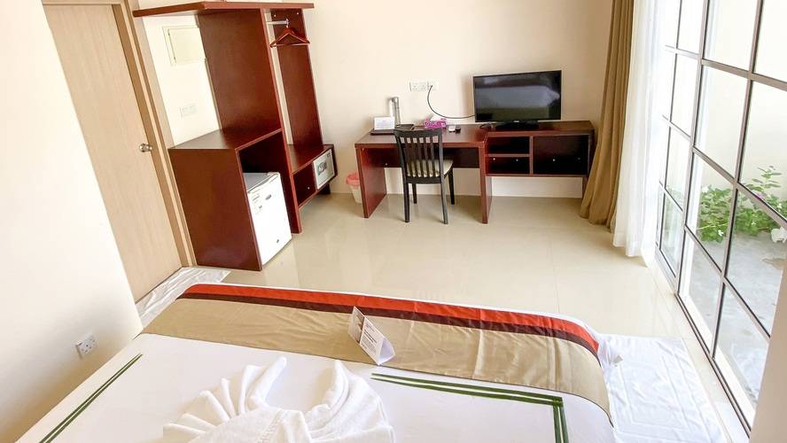 Tme Retreats Dhigurah