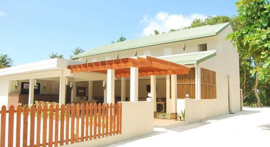 Tme Retreats Dhigurah