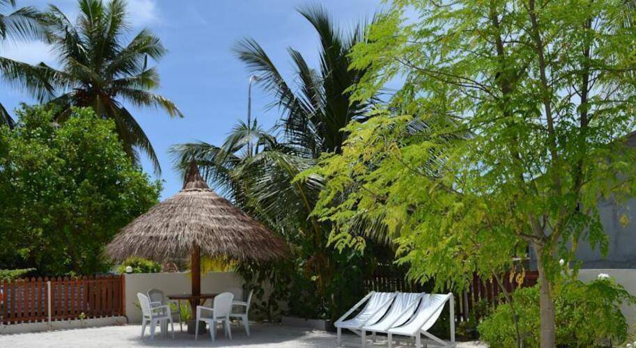 Tme Retreats Dhigurah