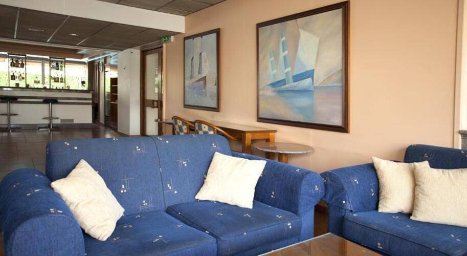 Pefkos Hotel