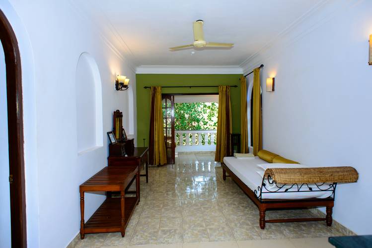 Alidia Beach Resort