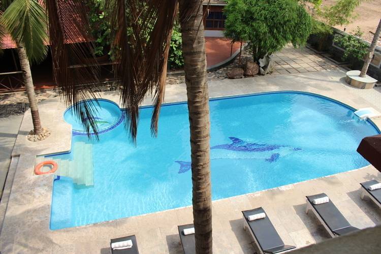 Kristal Sands Beach Resort