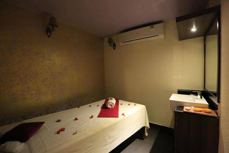 Nagoa Grande Resort & Spa