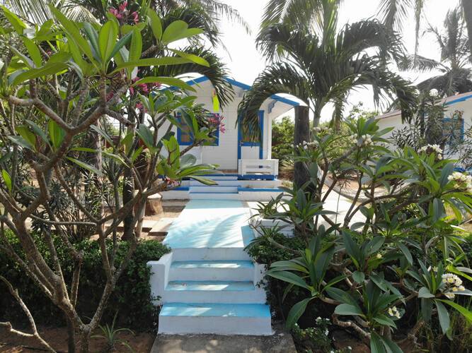 Paradise Village Beach Resort