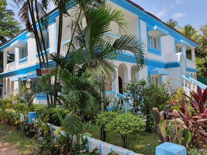Paradise Village Beach Resort