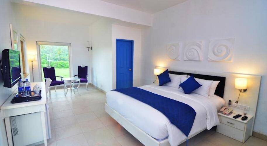 Azzure By Spree Hotel