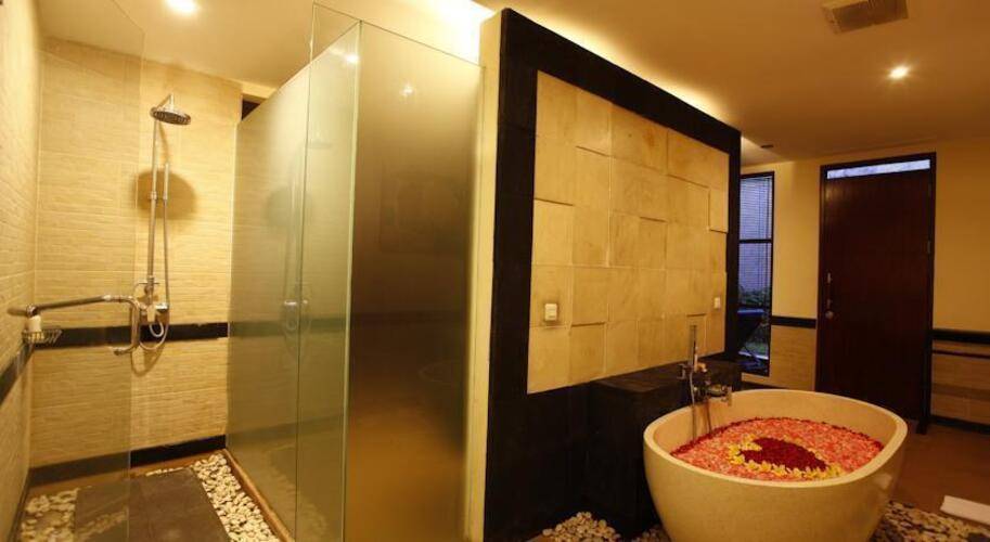 Bali Rich Villa