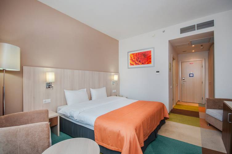 Omega Sirius Park Business Hotel (Ex.Tulip Inn Омега Сочи Отель)