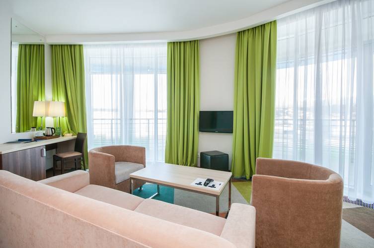 Omega Sirius Park Business Hotel (Ex.Tulip Inn Омега Сочи Отель)