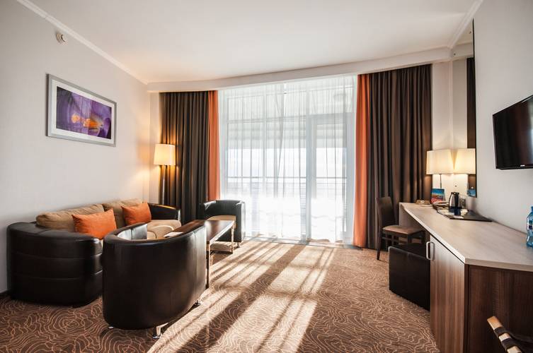 Omega Sirius Park Business Hotel (Ex.Tulip Inn Омега Сочи Отель)