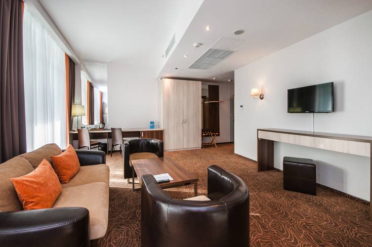 Omega Sirius Park Business Hotel (Ex.Tulip Inn Омега Сочи Отель)