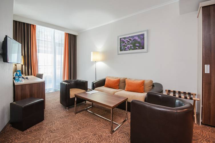 Omega Sirius Park Business Hotel (Ex.Tulip Inn Омега Сочи Отель)
