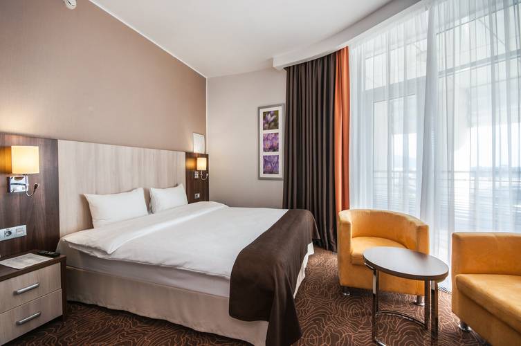 Omega Sirius Park Business Hotel (Ex.Tulip Inn Омега Сочи Отель)