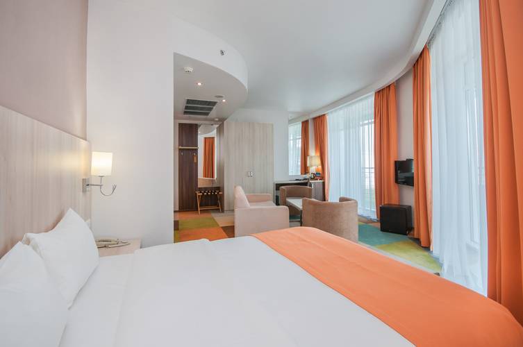Omega Sirius Park Business Hotel (Ex.Tulip Inn Омега Сочи Отель)