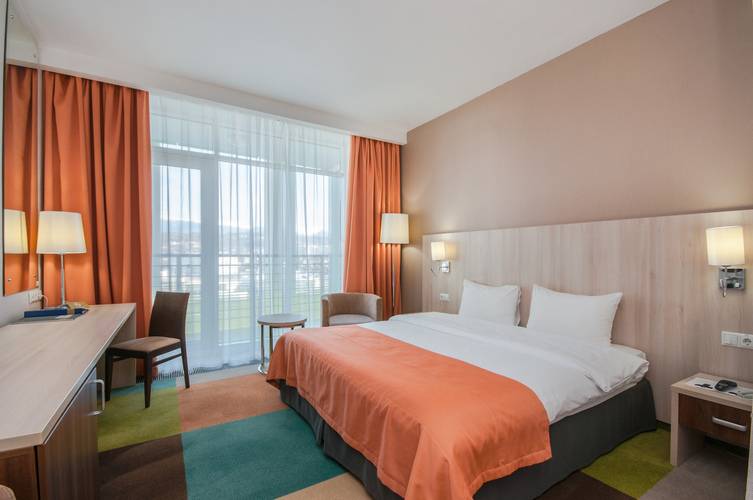 Omega Sirius Park Business Hotel (Ex.Tulip Inn Омега Сочи Отель)
