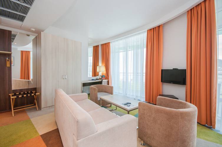 Omega Sirius Park Business Hotel (Ex.Tulip Inn Омега Сочи Отель)