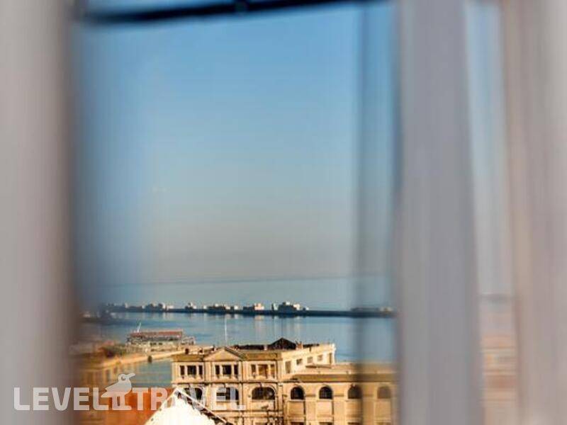 Фотография Mediterranean Palace Hotel