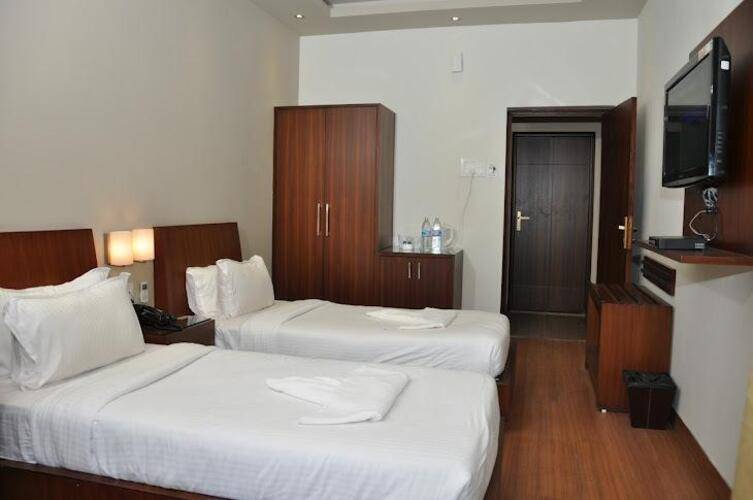 Sukhmantra Resort & Spa