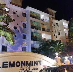 $item['hotel']['name']