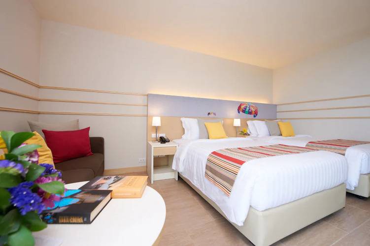 Pattaya Sea View Hotel