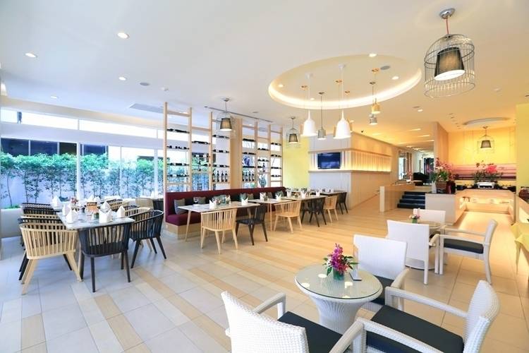 Pattaya Sea View Hotel