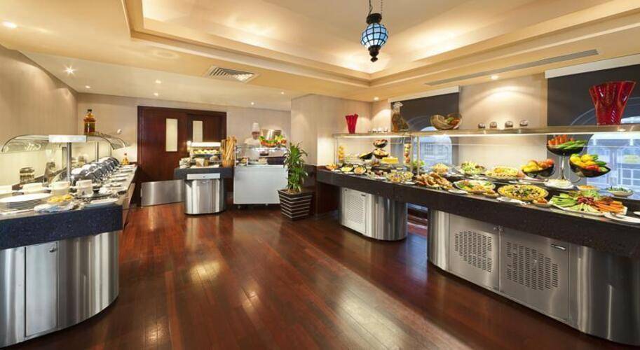 Al Manzel Hotel Apartments