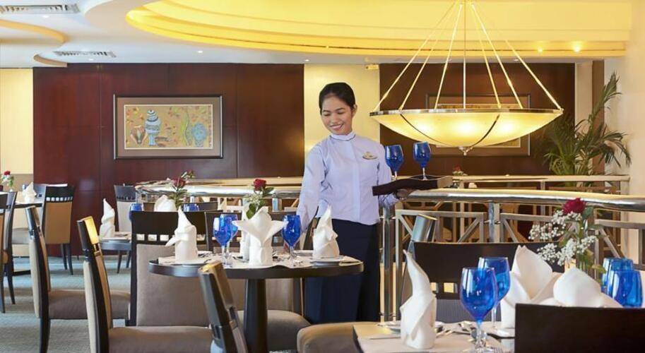Al Manzel Hotel Apartments