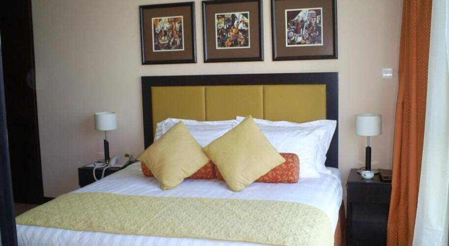 Al Manzel Hotel Apartments