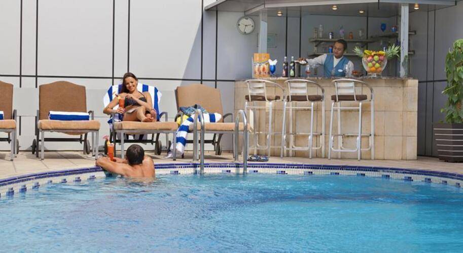 Al Manzel Hotel Apartments